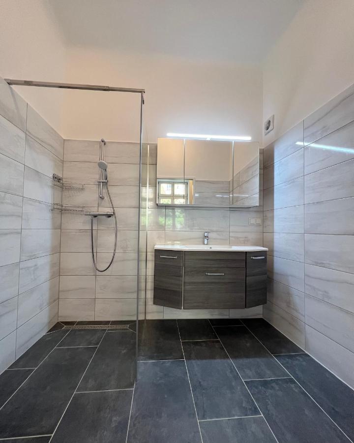 Modernes Juwel In Zentraler Lage Apartment Vienna Luaran gambar